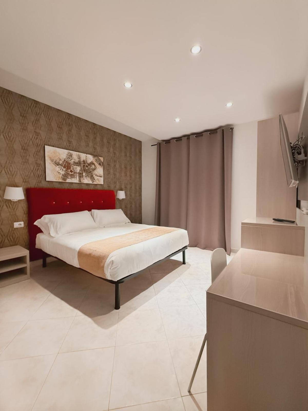 B&B Domus Chiara Roma Esterno foto