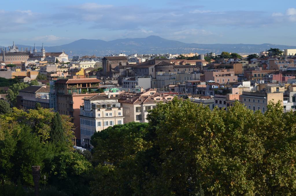 B&B Domus Chiara Roma Esterno foto